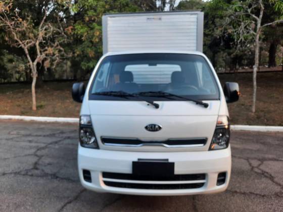 KIA BONGO 2.5 K-2500 4X2 CS TURBO DIESEL 2P MANUAL
